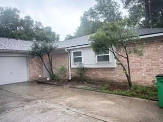 Building Photo - 23918 Farm Hill Rd
