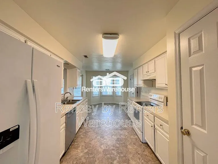 504 Hamilton Ave — Photo 10