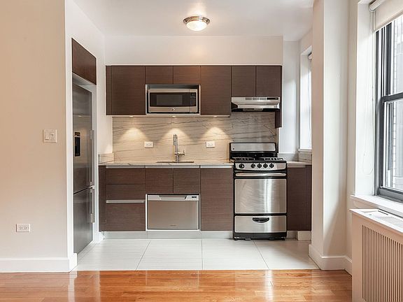 4th image of 400 E 57th St APT 5F