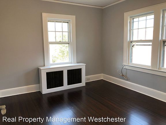 5th image of 11 Cedar St #A2