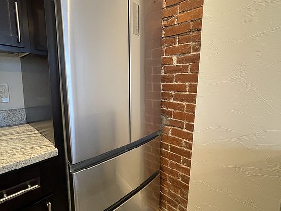 5th image of 4028 Liberty Ave #5