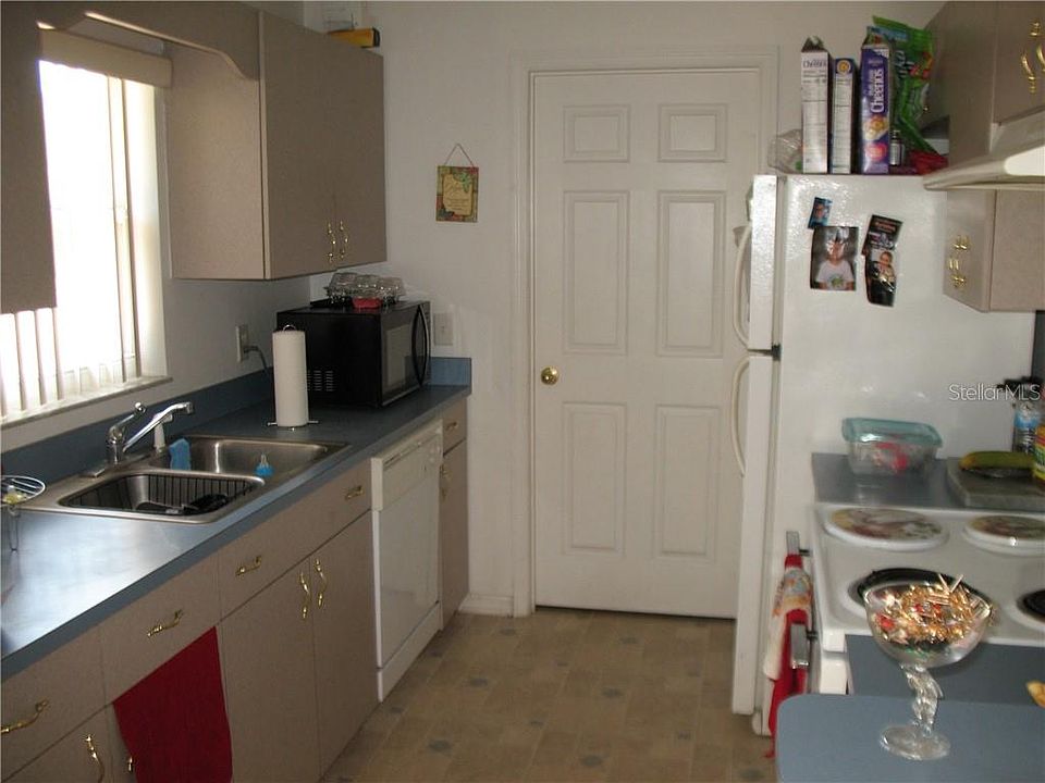 2nd image of 2434 SW 147th Lane Rd