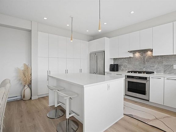 3rd image of 1360 Mitchell St #1XX