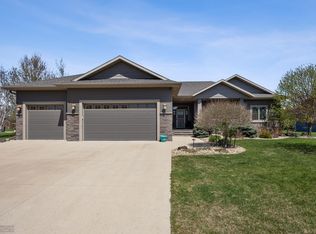 6048 27th St S, Fargo, ND