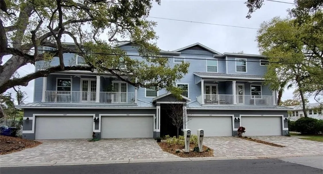 3 bed, 3.5 bath, 2122 sqft, $3,850 — Photo 2