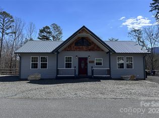 266 W Ridge Dr, Bryson City, NC 28713