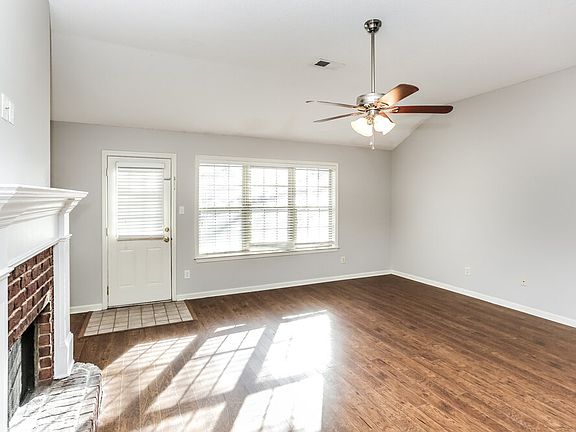 5th image of 9261 Speerberry Ln