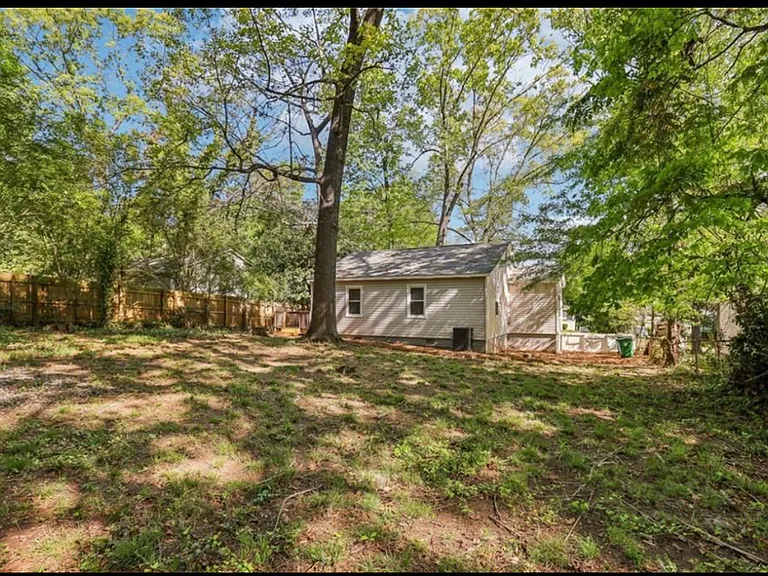 3417 Glen Rd — Photo 14