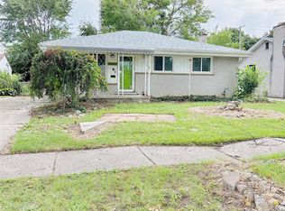 24645 McDonald St, Dearborn Heights, MI 48125