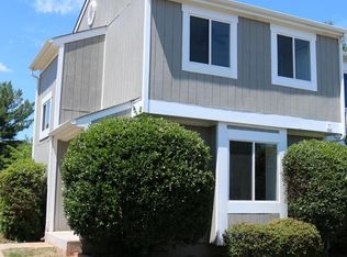 2 Sugarland Square Ct, Sterling, VA 20164