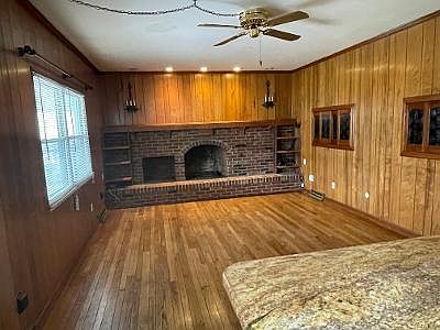 3rd image of 5067 Tamarack Blvd