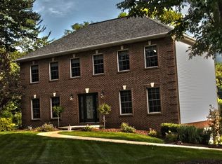 1025 English Oak Dr, Prospect, PA 16052
