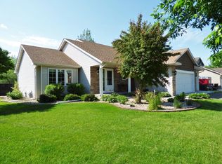 5436 Kahl Ave NE, Albertville, MN 55301