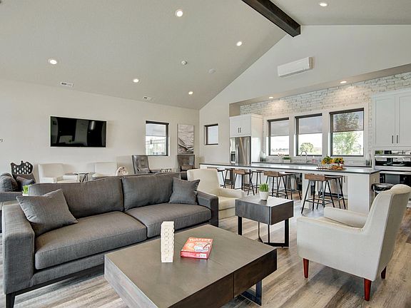 4th image of 6453 SE Provence St #1