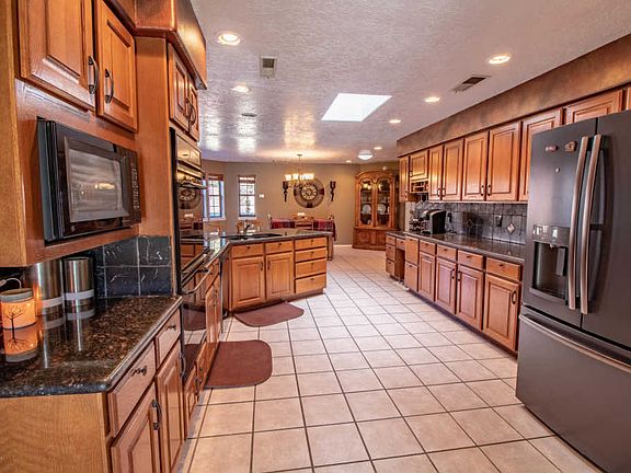 2nd image of 5010 Evergreen Dr