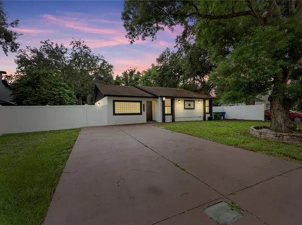 1422 W Wood St, Tampa, FL 33604