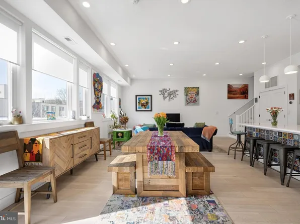 1444 Ogden St NW #302, Washington, DC 20010