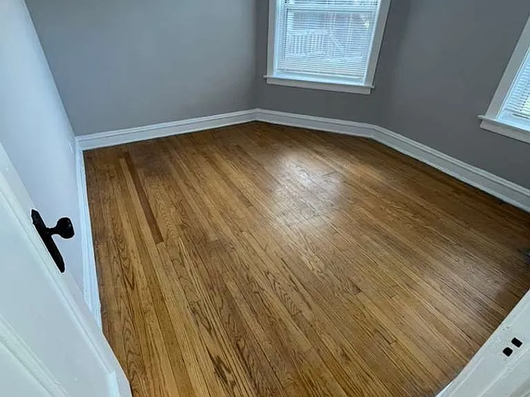SPACIOUS 2 BEDROOM APARTMENTS AVAILABLE — Photo 16