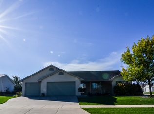 2009 Foxland St, Kaukauna, WI 54130