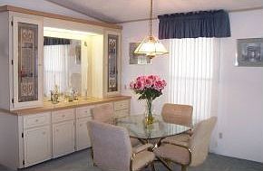 5th image of 627 Wedelia Dr