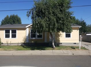 327 S 52nd Pl, Springfield, OR 97478