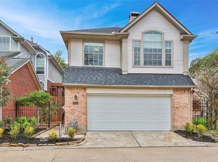 12823 Kingsbridge Ln, Houston, TX 77077