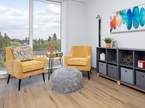 5th image of 5055 N Interstate Ave APT 203