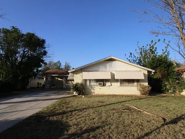 1716 Gustavus St, Laredo, TX 78043