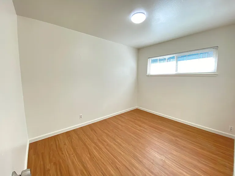 341 Higdon Ave — Photo 13