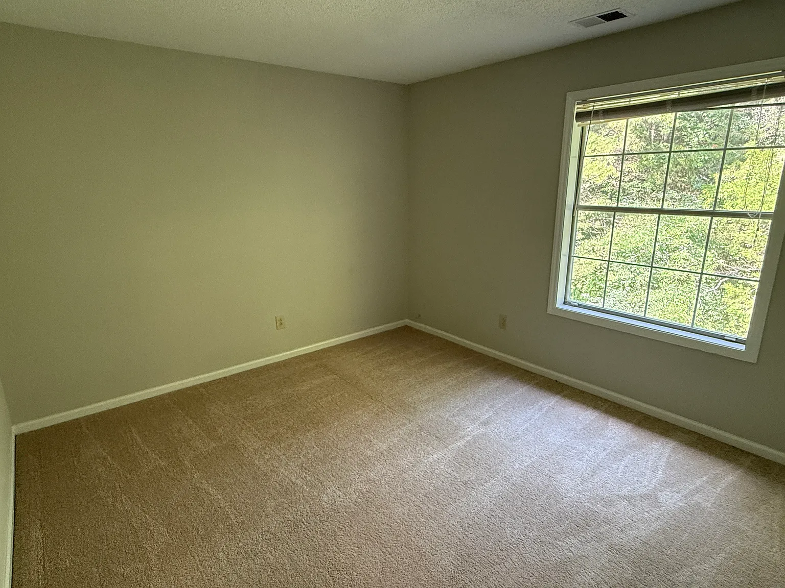 Perkins Cove Apartments-Obeds - 50A — Photo 4
