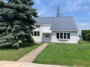 5206 Sunset Rd, Temple, PA 19560