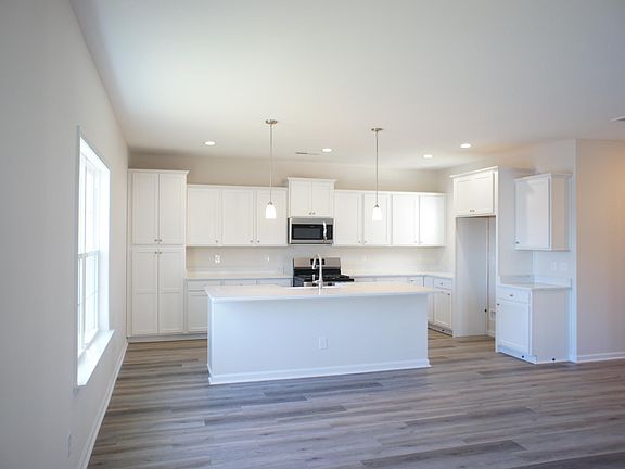 3rd image of 724 Yokley Ct. Lot 160 - Custom