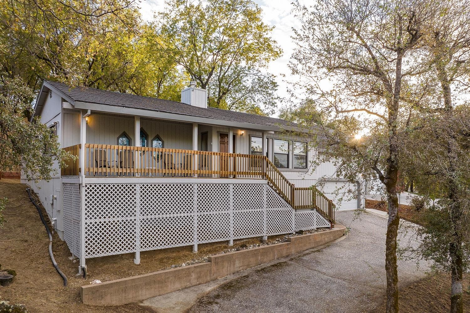 17833 Sunfish Ct, Penn Valley, CA 95946 | Zillow