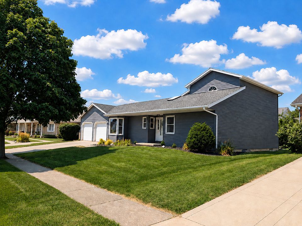 1st image of 43 Chiswick Cir