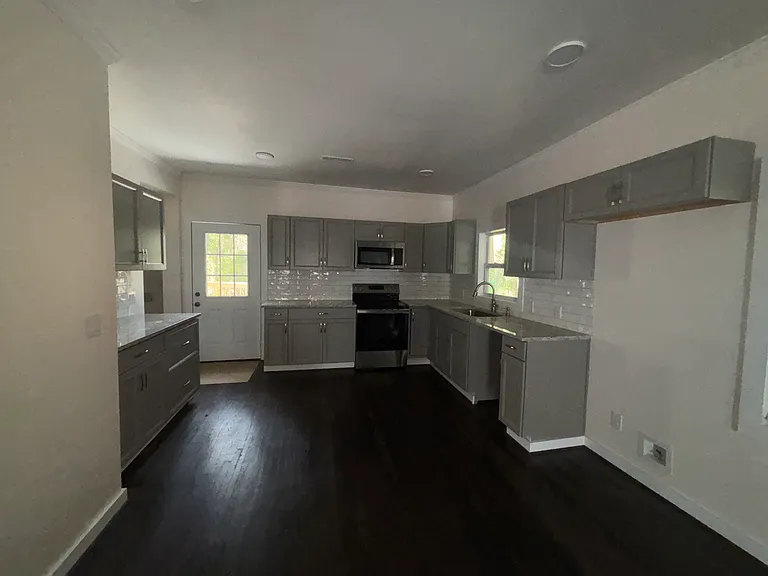 1430 13th St S — Photo 14