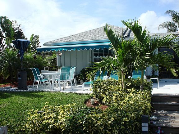 Back Patio with Retractable Awing