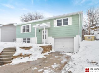7405 S 50th St, Bellevue, NE 68157