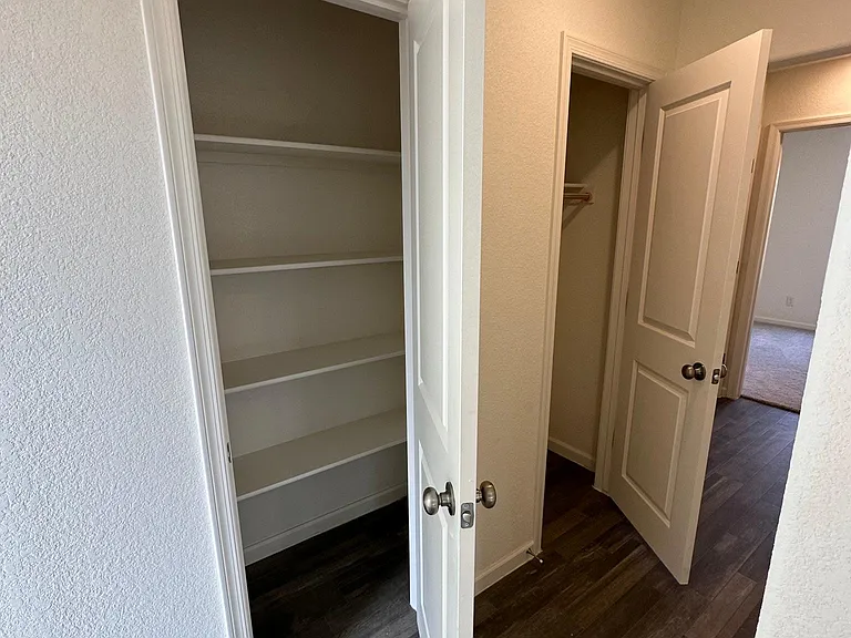 2412 Granite Cir — Photo 16