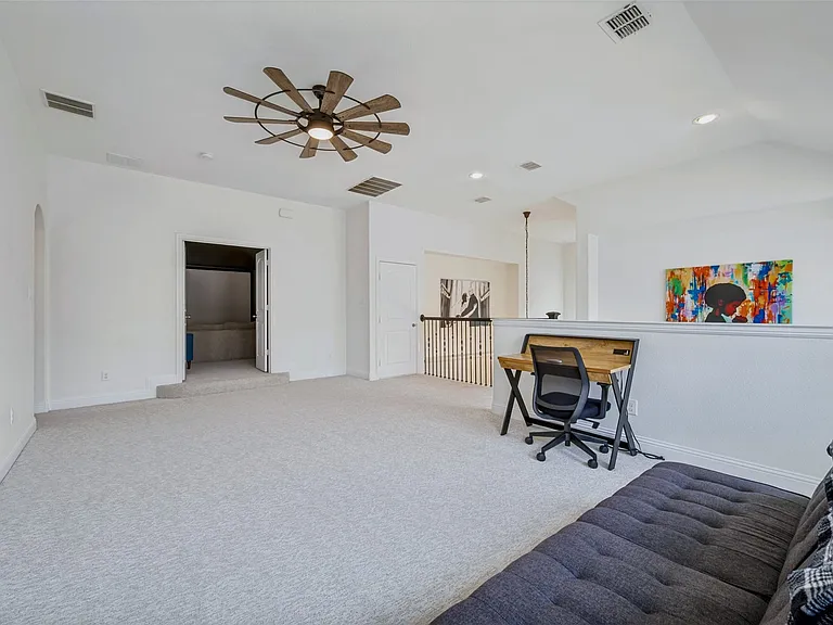 851 Forest St — Photo 16