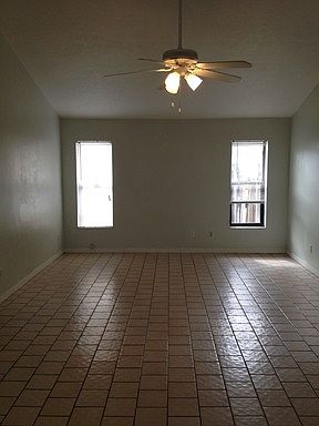 4th image of 2425 SE Marius St