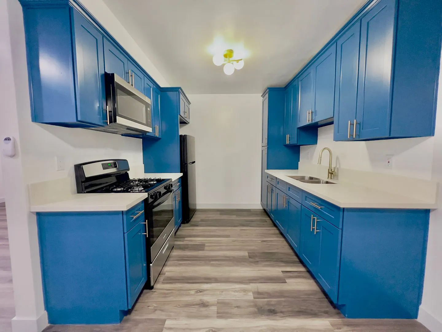 630 Fir Avenue — Photo 3