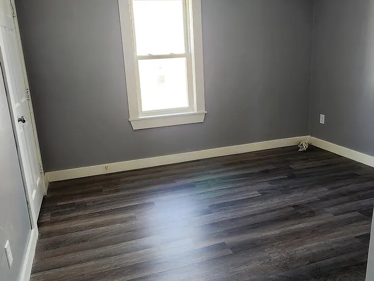 159 4th St #3 — Photo 9