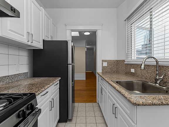 4th image of 216 4th Ave APT 2