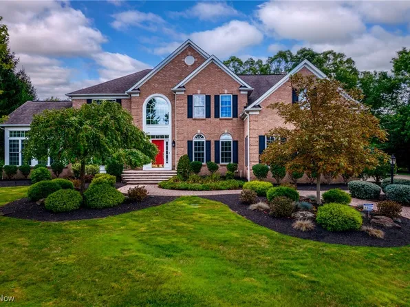 7439 Merion Ct, Solon, OH 44139