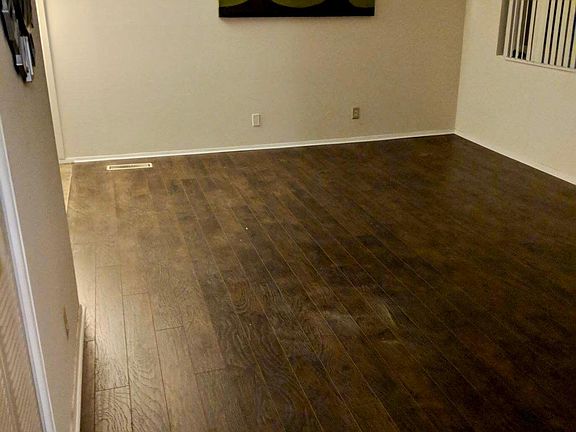 5th image of 728 Gloria Ave