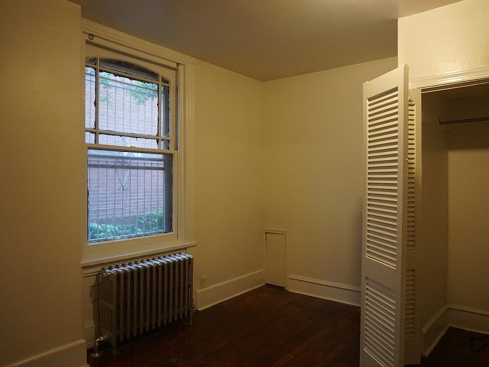 1st image of 4602 Kingsessing Ave Floor 1