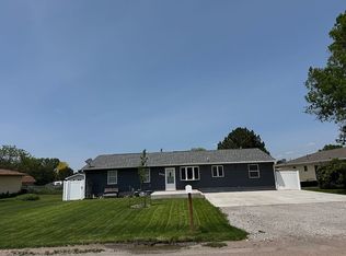 205 W Grove St, Hershey, NE 69143