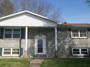 400 Country Club Dr, Scott City, MO 63780