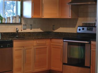 1453 Preserve Dr, Virginia Beach, VA 23451