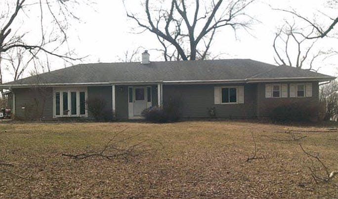 1st image of 1090 Woodcrest Ln
